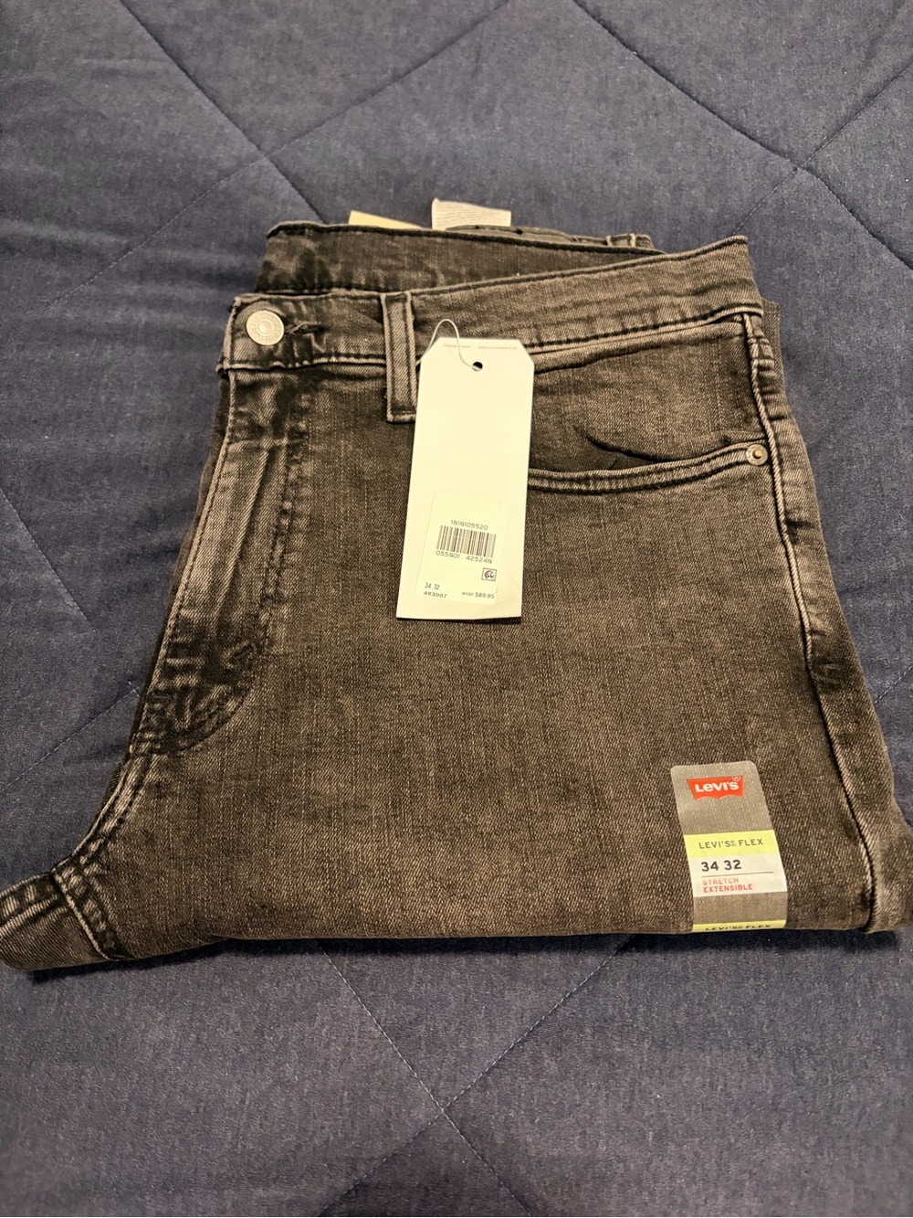 34x32 Men’s Levi's 541 Athletic Taper Blackwash Jeans